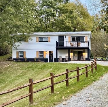Logan’s Lookout over Mohican - Modern Farmhouse
