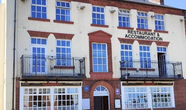 LONDONDERRYS Bar and Accommodation