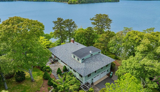 Long Pond Escape—Decks, Kayaks & Fishing