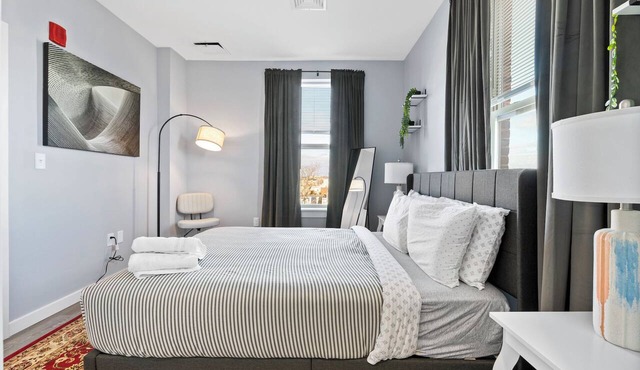 Lovely 1BR Near Encore Boston ro6m