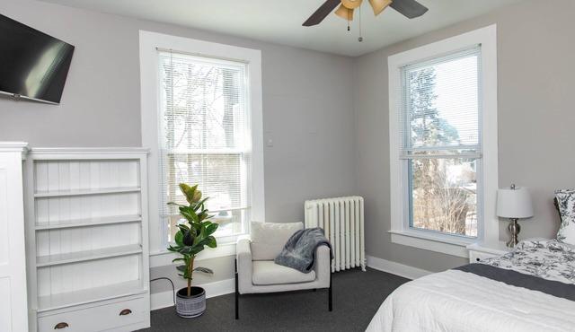 Lovely 3 Bedroom Unit for Longer Stays