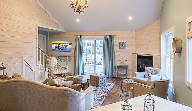 Lovely home in Cape Porpoise Village, 6 bedroom, 6 baths-- sleeps up to 15.