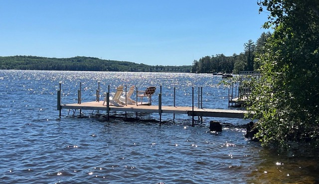 Lovely Long Lake Cottage