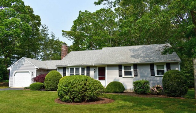 Lovely north side home, only a short drive to Corporation Beach.