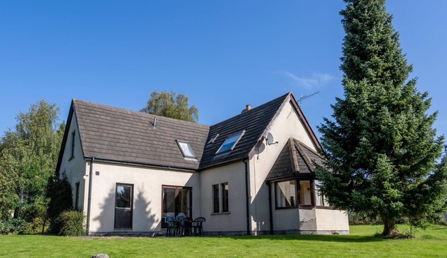 Lower Curr by Interhome