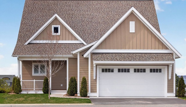 Luxurious 6-Bedroom Home in Bay Harbor with Stunning Amenities!
