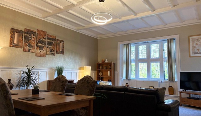 Luxury 2 Bed Apartment