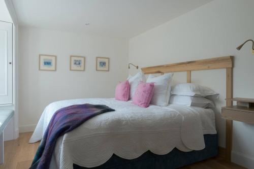 Luxury B&B Room, NC500, Opposite Isle of Skye