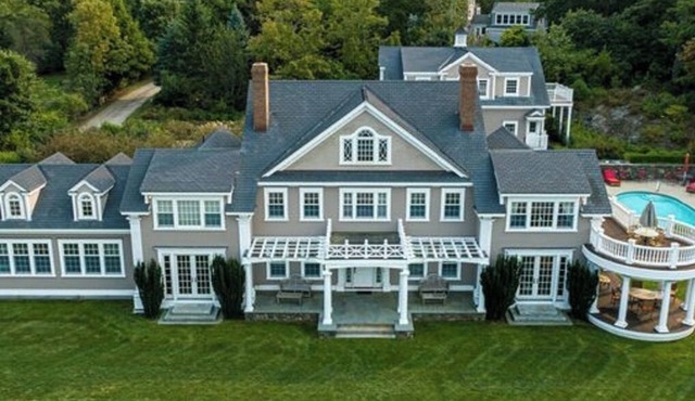 LUXURY BEACHFRONT ESTATE - Private Heated Pool