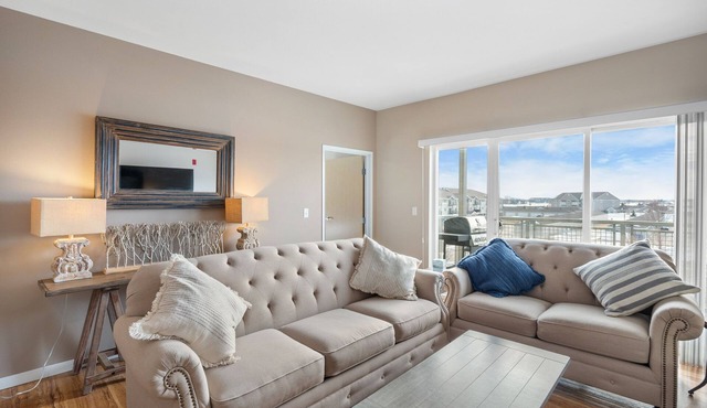 Luxury Centrally Located Apartment