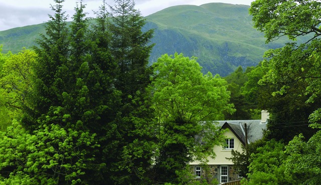 Luxury Cottage-Countryside view Garden Cottage