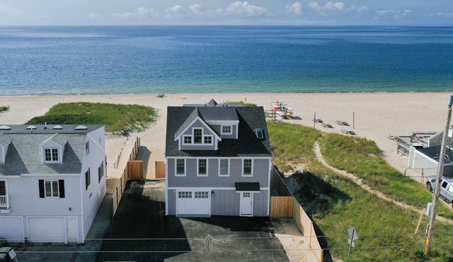 Luxury Craigville Beach Oceanfront Rental