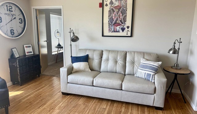 Luxury Furnished Apartment