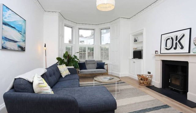 Luxury House with Patio next to North Berwick Beach