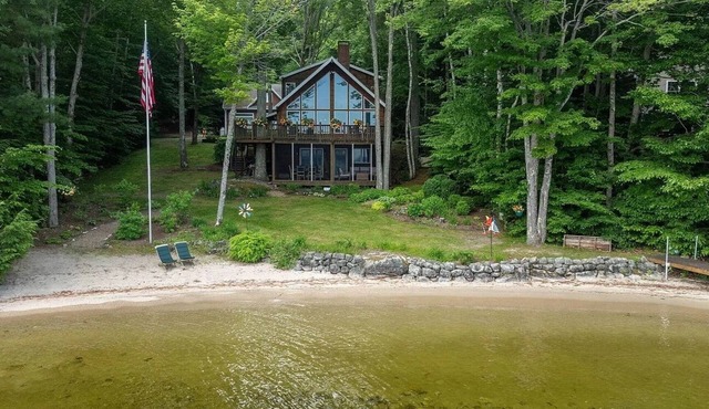 Luxury Lakefront home on Sebago Lake W/Sandy Beach