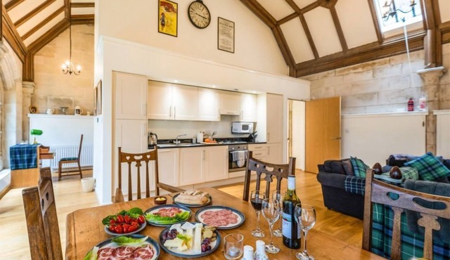 Luxury Self Catering Apartment with Swimming Pool in the Grounds of a Monastery on Loch Ness