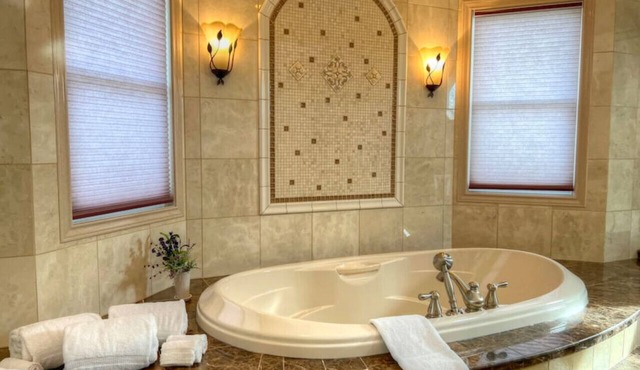 Luxury Suite on Millionaire Lane in Berlin Ohio's Amish Country