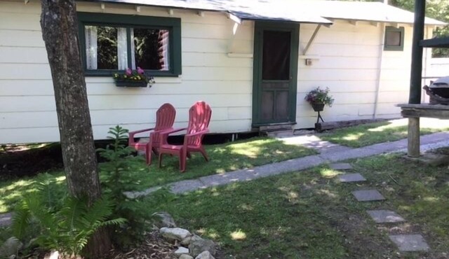 Mackinac Cabin - Les Cheneaux Landing
