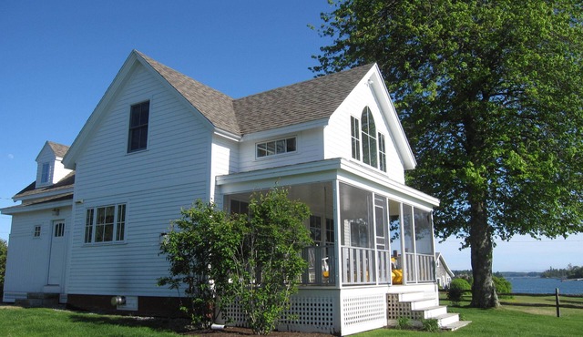 MAINE SALT WATER COTTAGE WITH DOCK - MINUTES TO BOTANICAL GARDENS