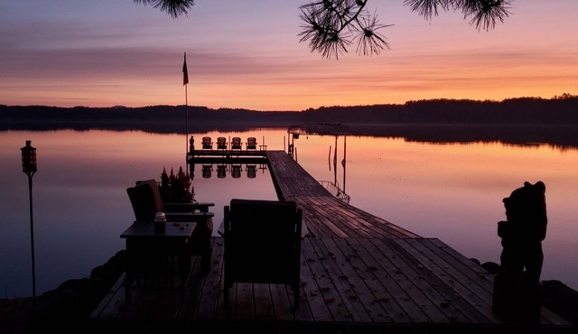 Mantrap Retreat on Lakefront
