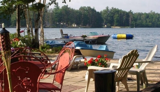 Maple Woods Cottage on beautiful Bass Lake #PSTR 22-071 6 adults/2 children