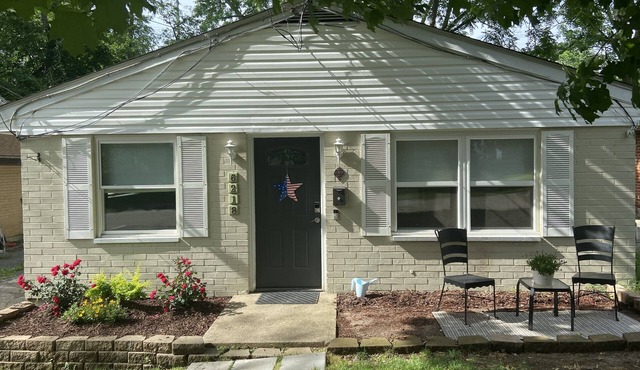 Mariemont Bungalow - 1 block from Wasson bike/walk Trail