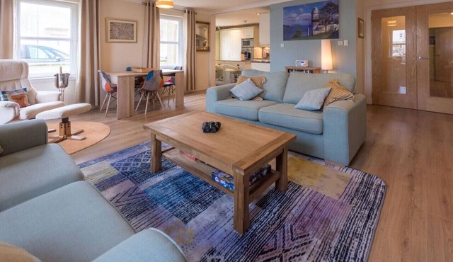 Marina View Apartment