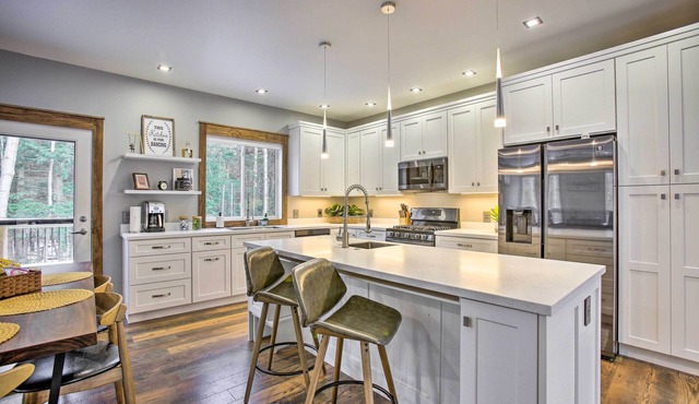 Michigan Ski Base: Modern Home w/Games, Fire Pit