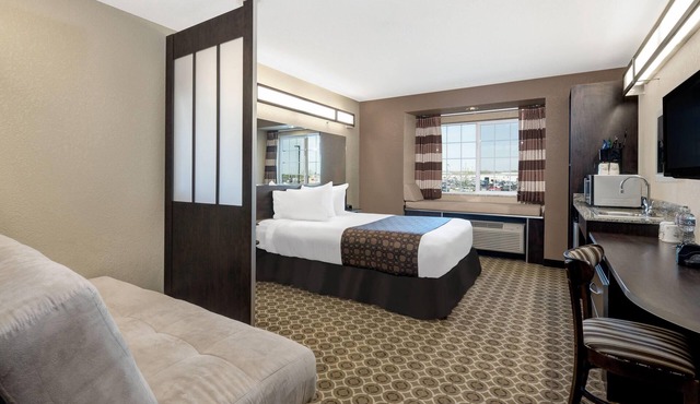 Microtel Inn & Suites by Wyndham Williston