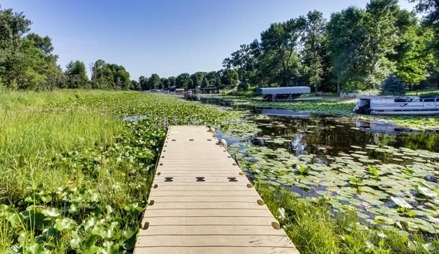 Mille Lacs Lake Cabin w/Private Dock & Fire Pit