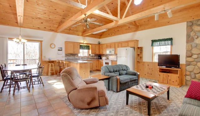 Minnesota Cabin Rental: 3 Mi to Pelican Lake!
