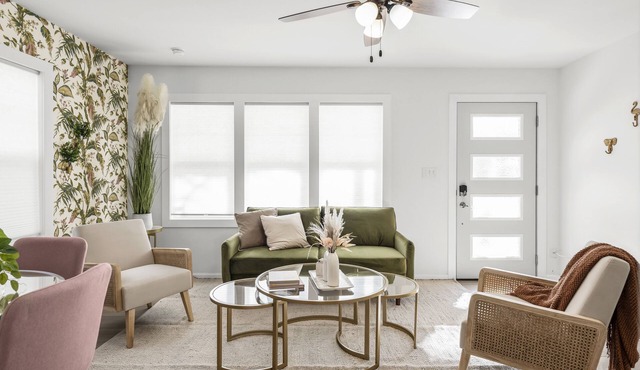 Modern, 2BD/1BA, 10 Mins To Hosp, Pet Friendly
