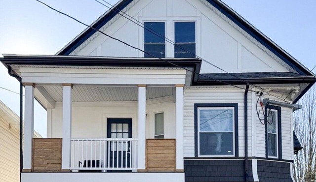 Modern, All New 3BR Near UMASS