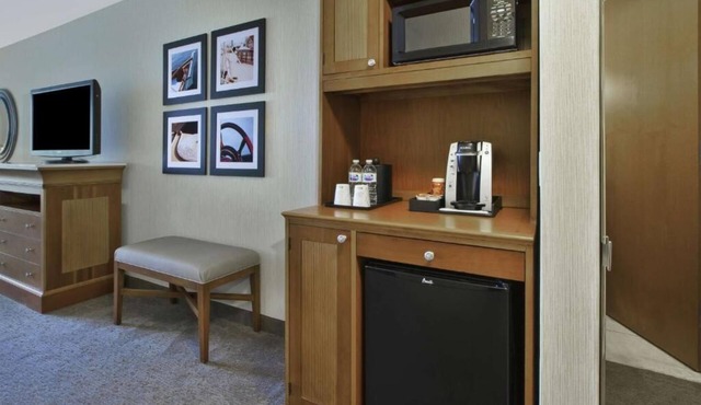 Modern Amenities in Historic Area | 2 Units w/Pool | Breakfast | 24h Gym