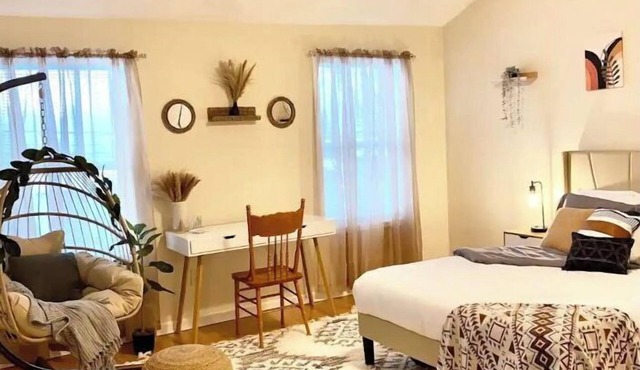 Modern ✌🏾Bedroom House in the ❤️ of Shadyside