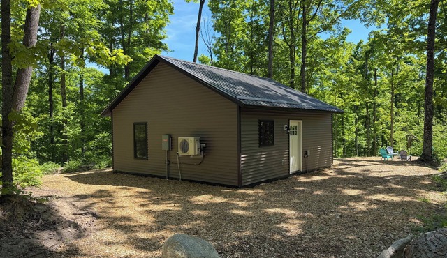 Modern cabin in the woods- Cabin #5