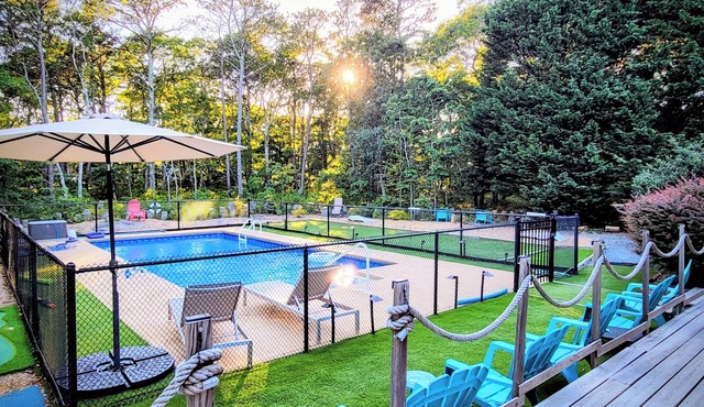 Modern Cape, Private Heated Salt Water Pool, Minutes to Beaches/Golf/Lakes