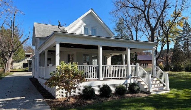 Modern Farmhouse with Porch near Lake & Downtown
