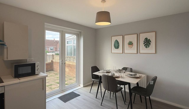 Modern Houghton-le-Spring stay near Durham