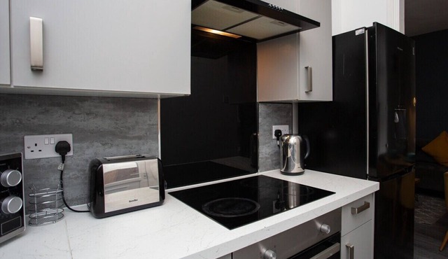 Modern interior Two Bed Ferndale Apartment