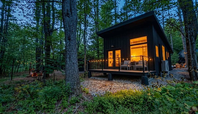 Modern, Luxurious, Cabin in the Woods - 05
