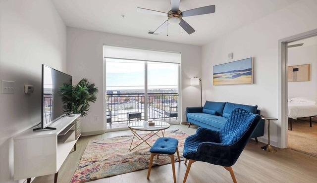 Modern Nulu 2BR CozySuites 07