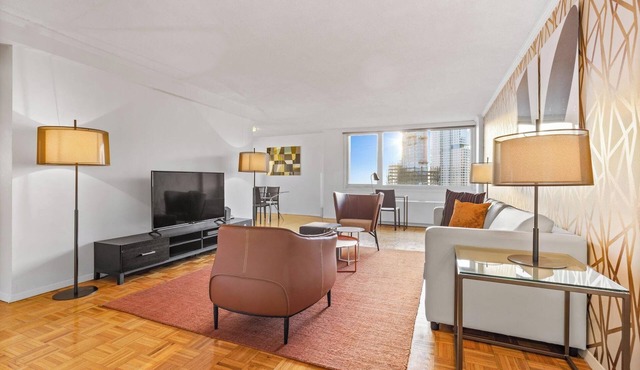 Modern Two Bed in Boston's West End Neighborhood