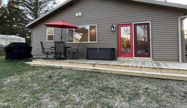 Moon Beam Lake Cottage