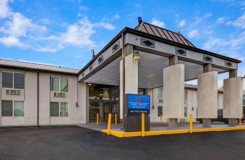 Motel 6 Indianapolis IN