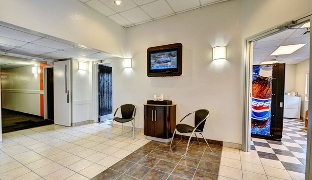 Motel 6 Seekonk, MA - Providence East