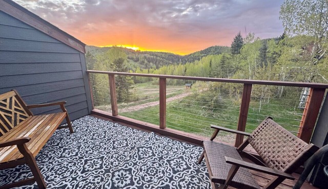 Mountainside Ski-In/Ski-Out | Pool & Hot Tub