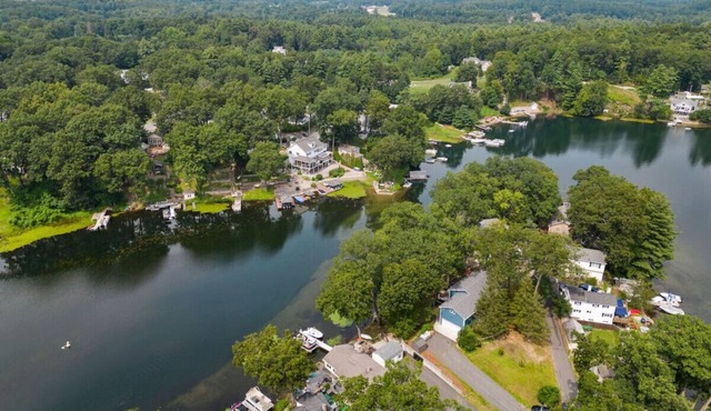 My Lake House w/dock and kayaks