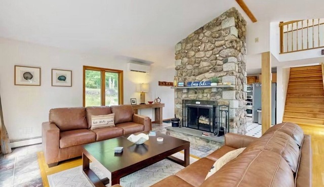 Naples Family Gateway: Hilltop Retreat | 1.8 Acres
