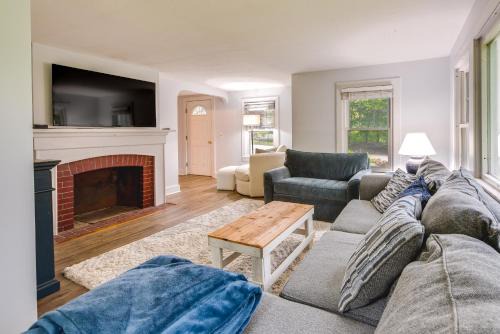 Near Beach: Coastal Maine Getaway w/Yard